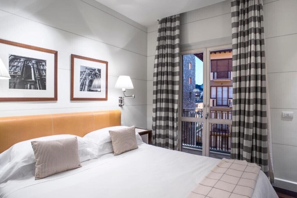 Картинка GALLERY ART HOTEL 4*