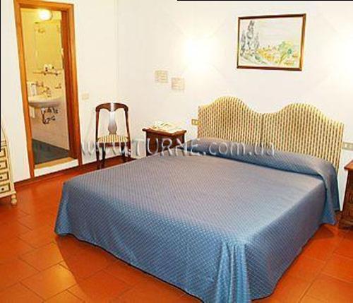 Готель Bellettini 2*