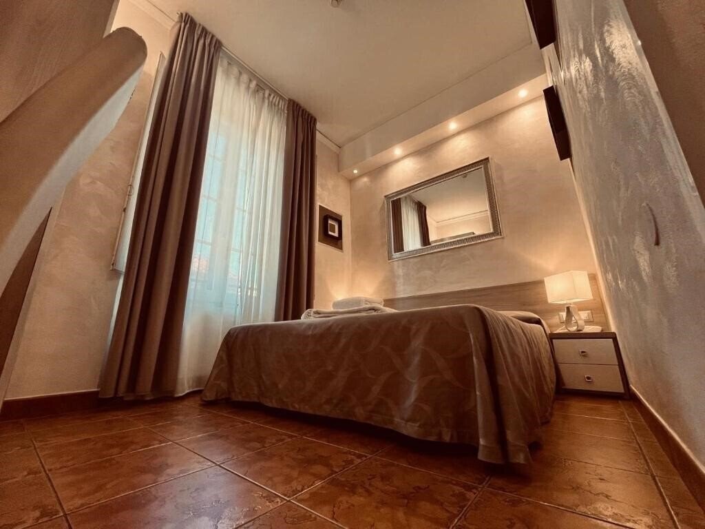 Фотография Alinari 3*