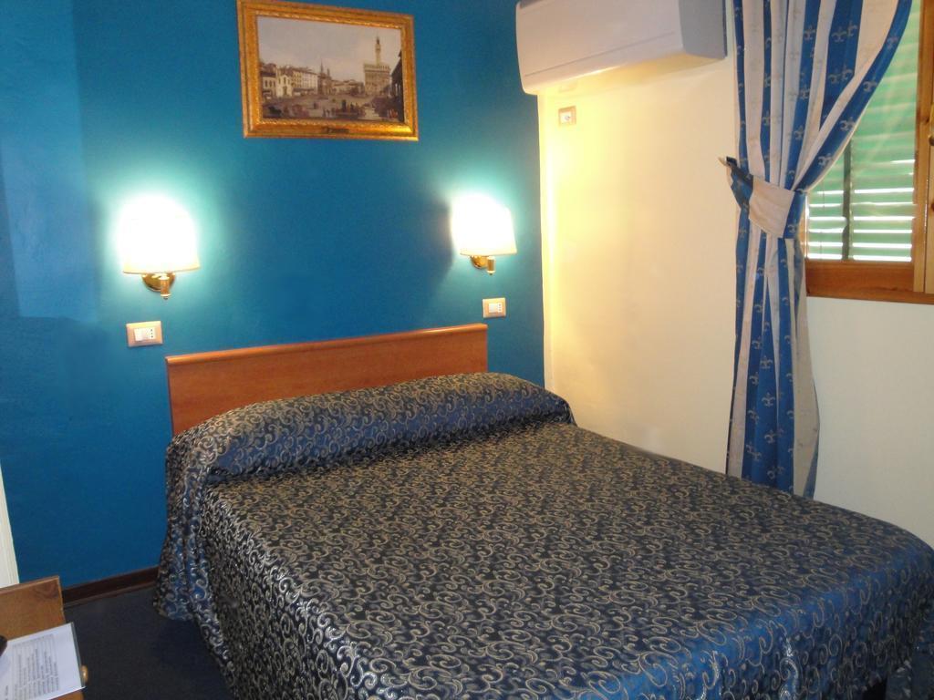 Фотография Santa Croce 2*