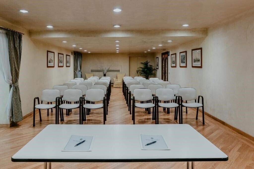 Картинка De La Ville Hotel (Florence) 4*