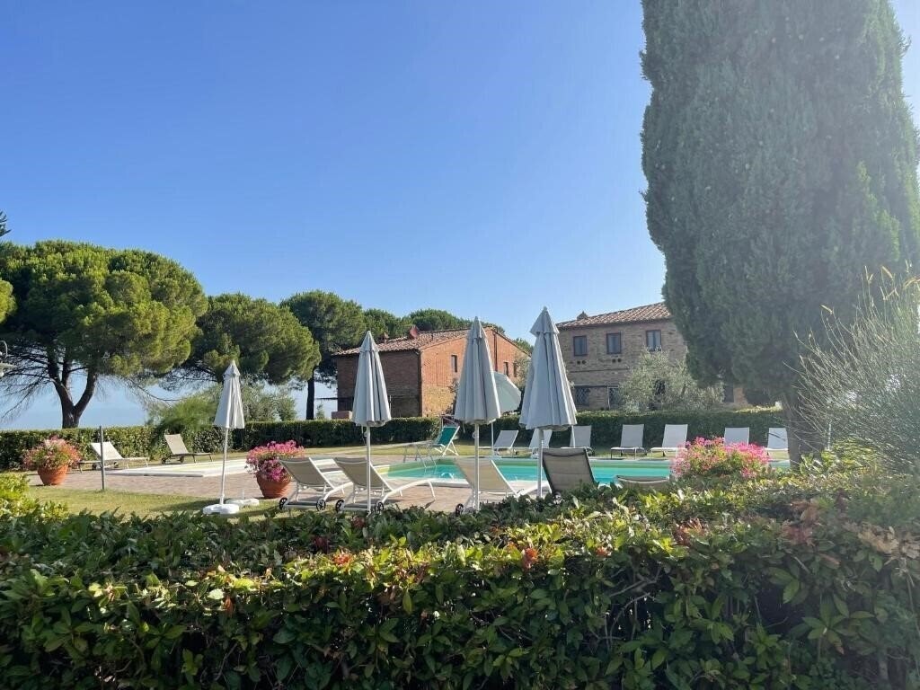 Фото Castellare Di Tonda Resort & SPA 4*