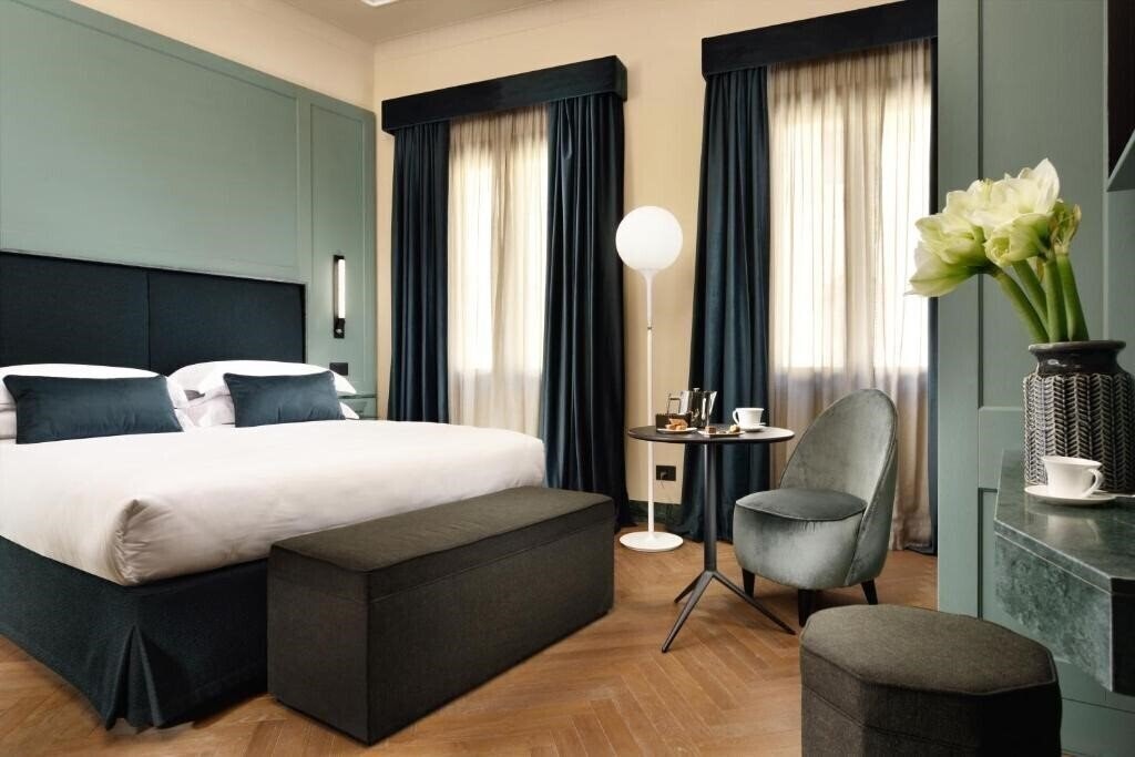 Готель Floren Luxury Hotel 5*