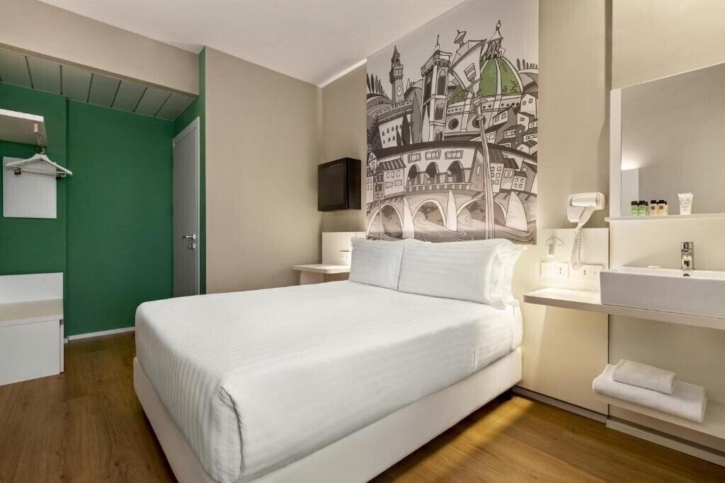 Фото Wyndham Garden Florence 4*
