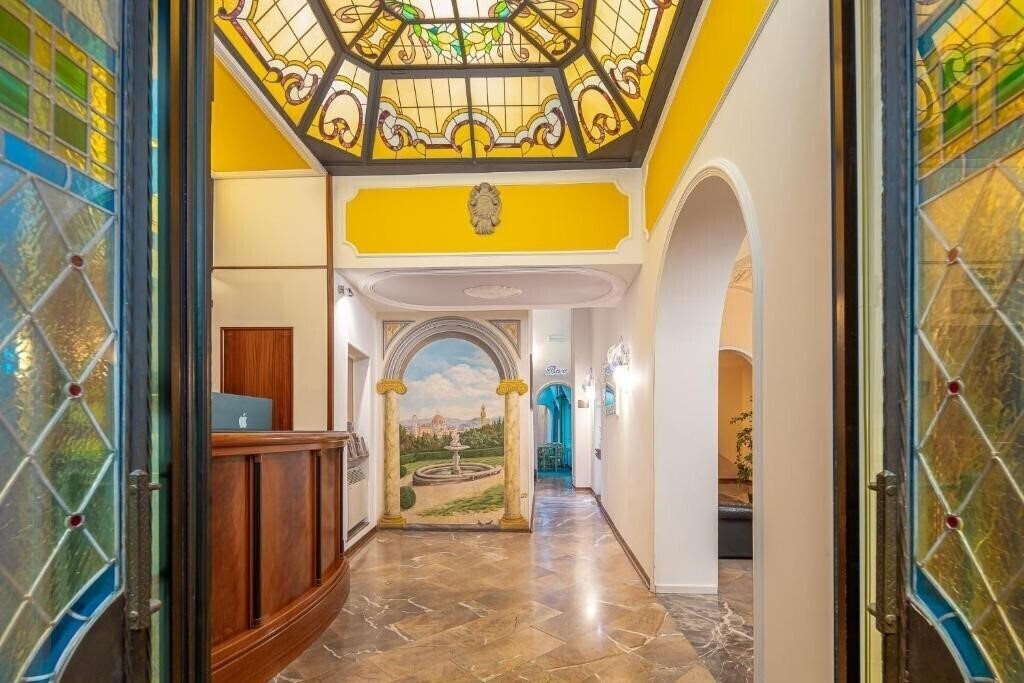 Готель Hotel City Florenz 3*