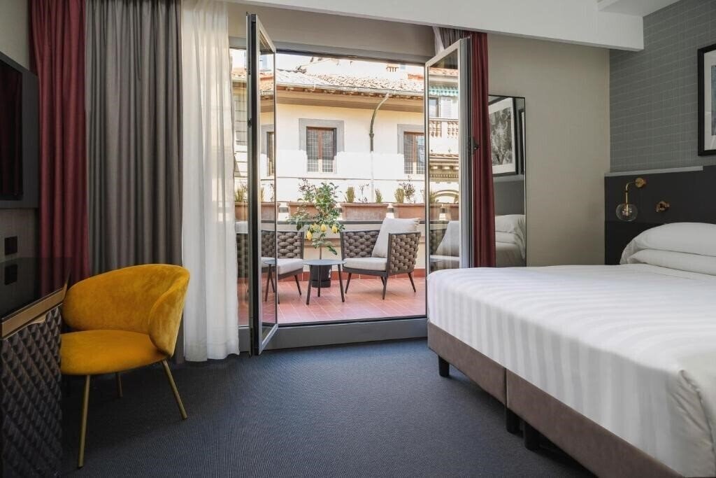Отель IQ Hotel Firenze 4*