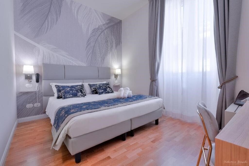 Готель Hotel Cosmos 3*