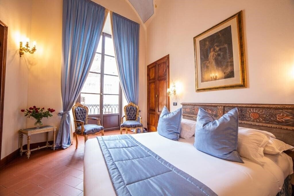 Фотографія Msnsuites Galileo 2000 4*