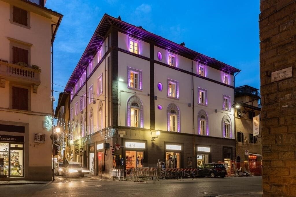 Готель Kairos by Florence Art Apartments 4*