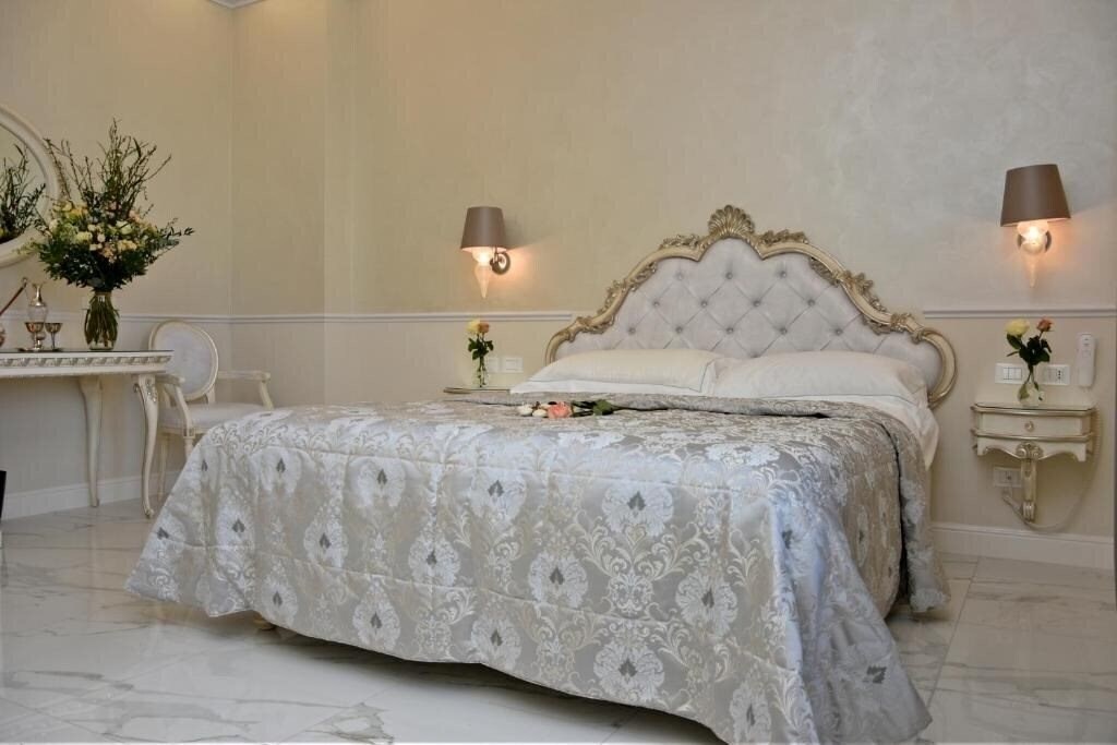 Фотография The Moon Boutique Hotel 4*
