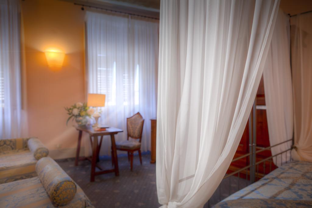 Зображення Palazzo Dal Borgo 4*