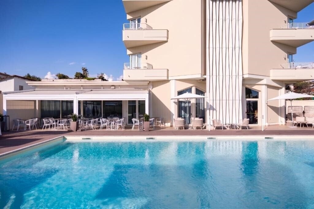 Фотография Grand Hotel 4*