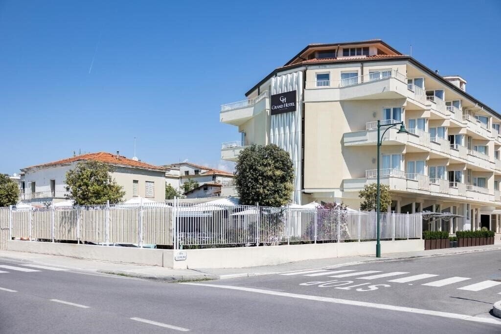 Картинка Grand Hotel 4*