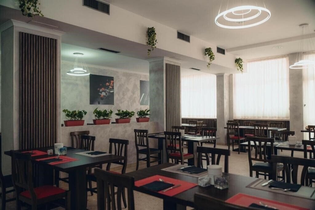 Картинка Marconi 3*