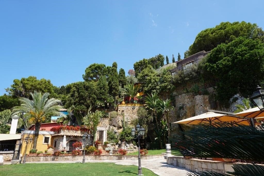 Картинка Villaggio Aeneas Landing Hotel 3*