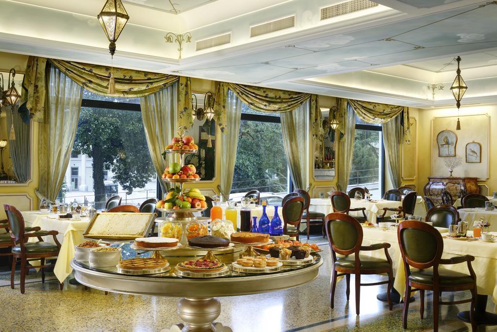 Готель Grand Hotel Savoia 5*