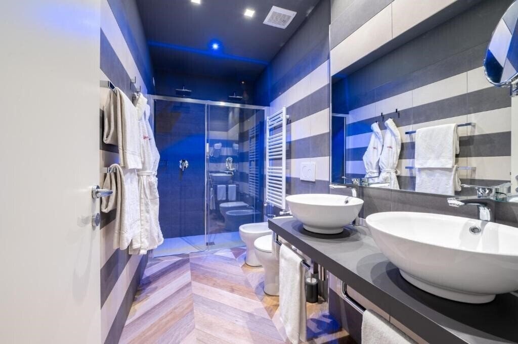 Изображение Monte Rosa Hotel 4*