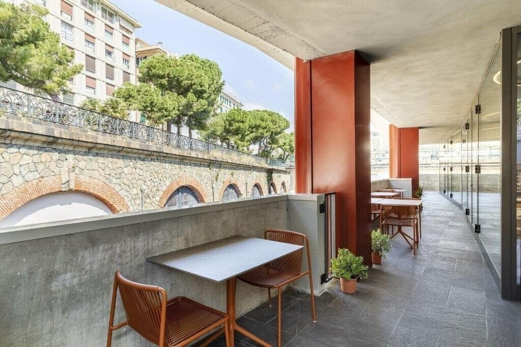 Фотография B&B Hotel Genova City Center 3*