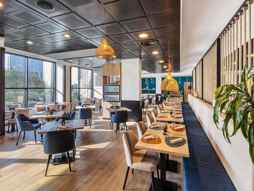 Фото Novotel Genova City 4*