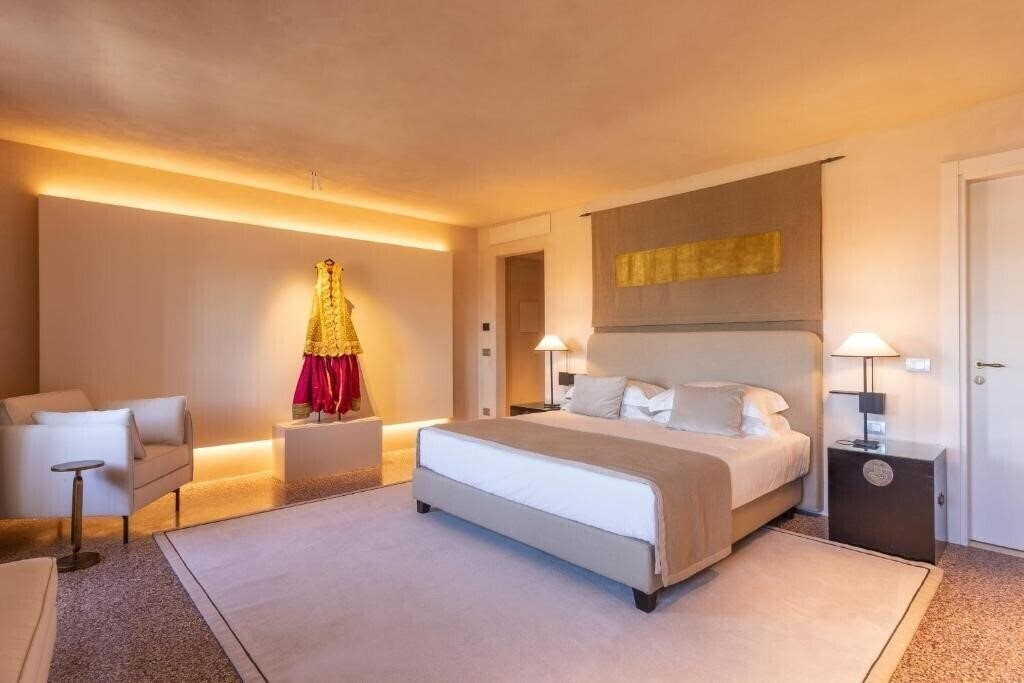 Фотография Hotel Palazzo Durazzo Suites 5*