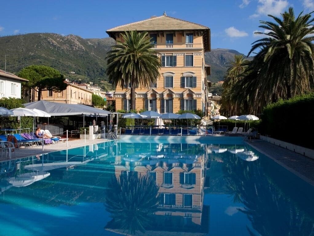 Отель Grand Hotel Arenzano 4*