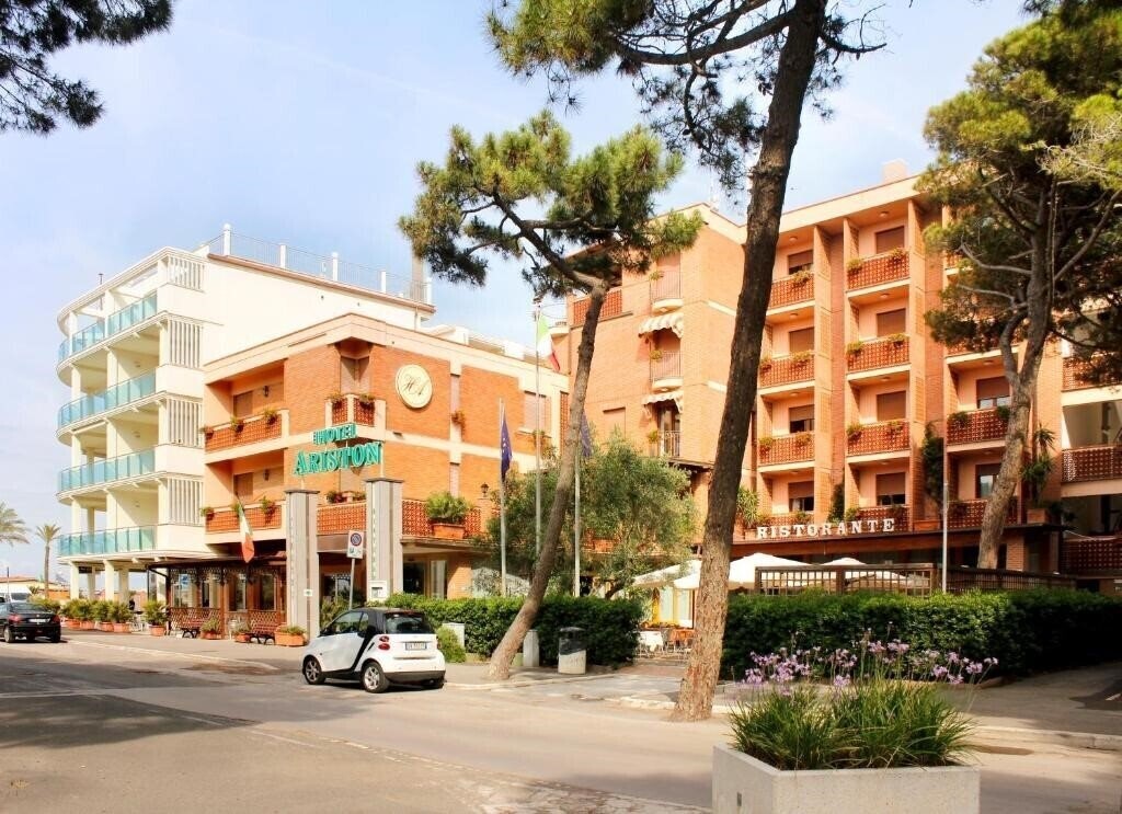 Картинка Hotel Ariston Marina di Grosseto 3*