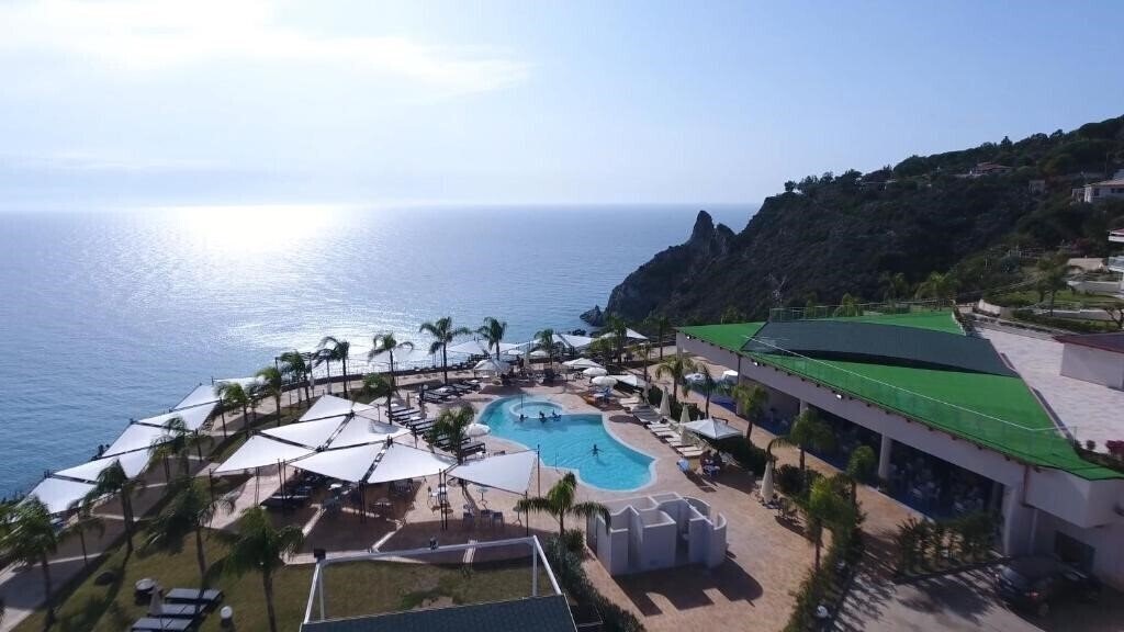 Готель Blue Bay Resort 4*