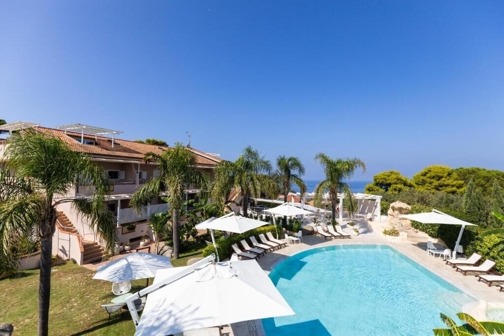 Фото L'Arcobaleno Resort 3*