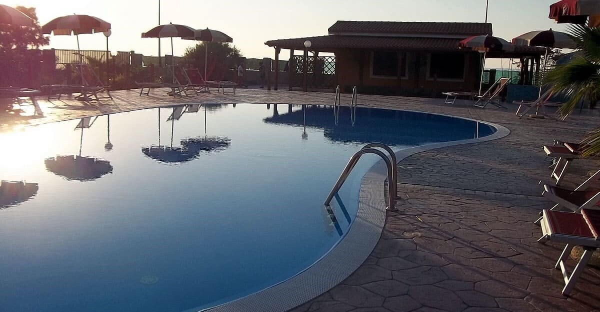 Фотографія Baia Di Zambrone 3*