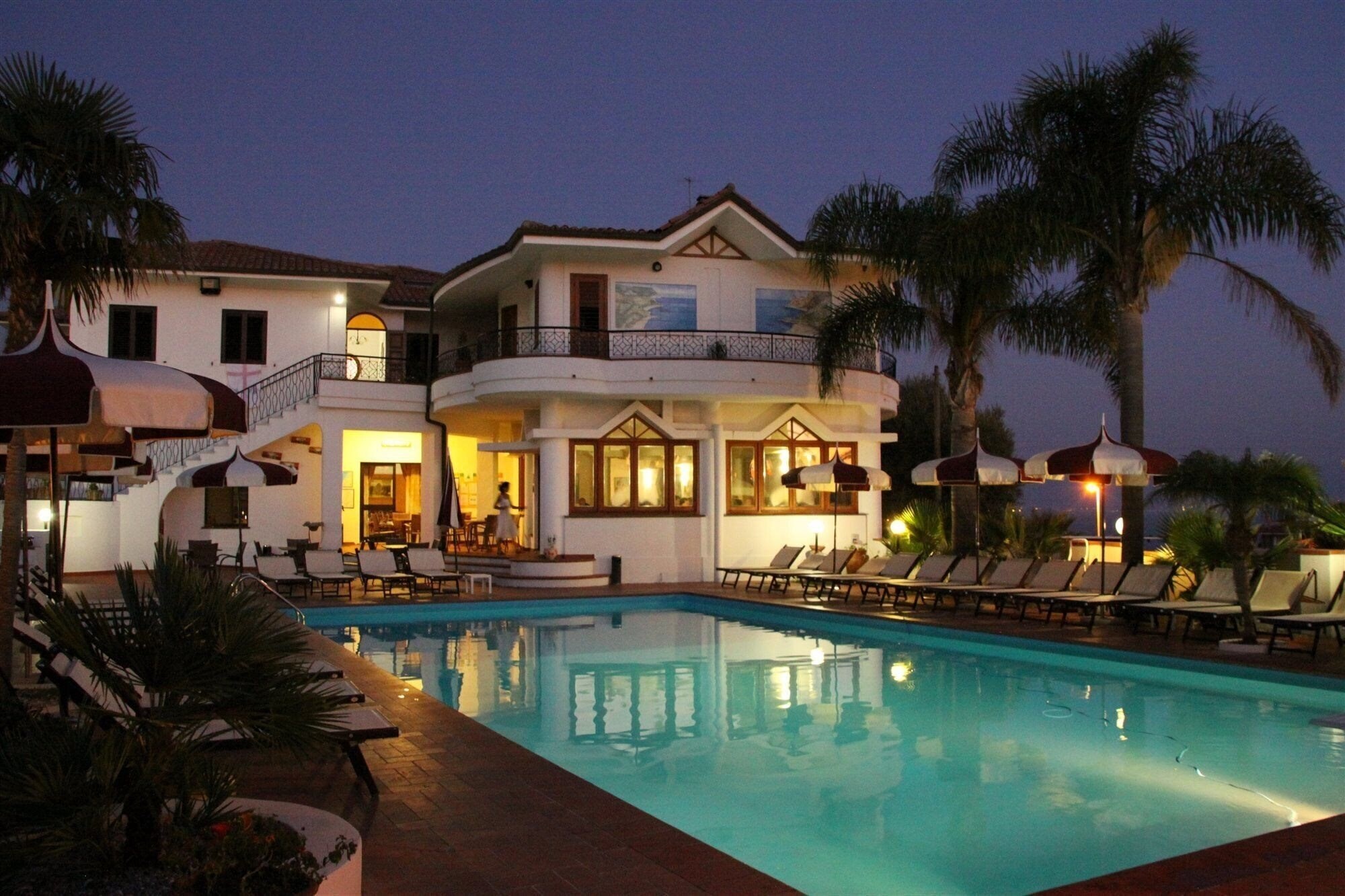 Фото Baia Del Capo 3*