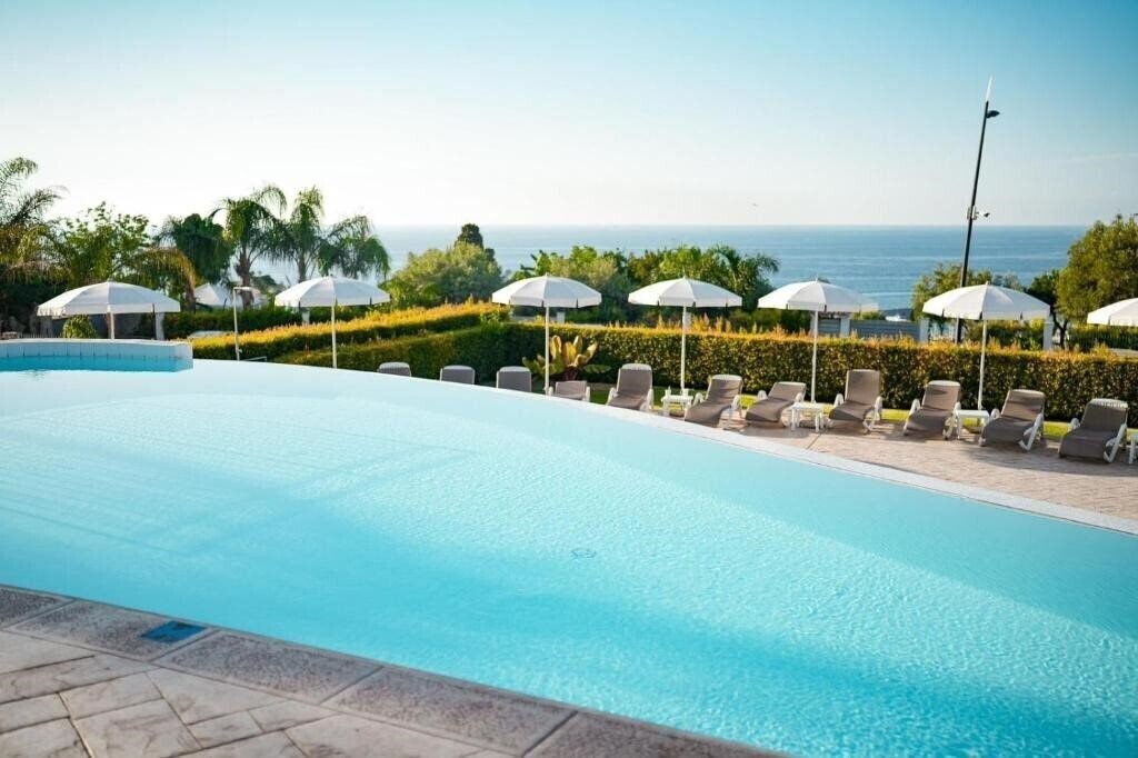 Фотографія Sentido Michelizia Tropea Resort 4*