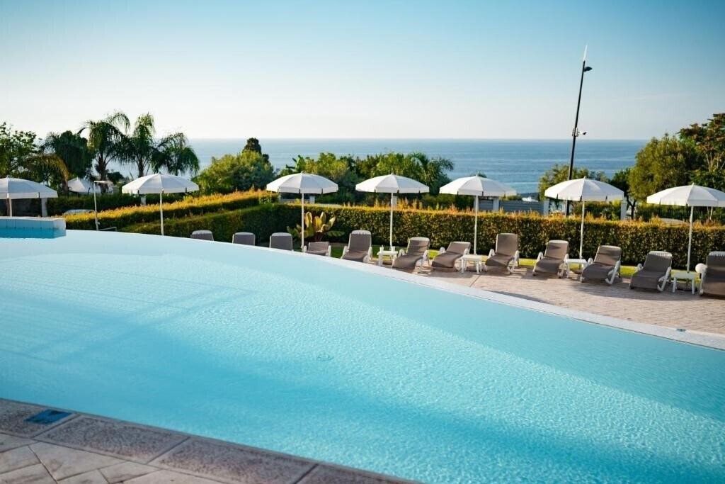 Картинка Sentido Michelizia Tropea Resort 4*