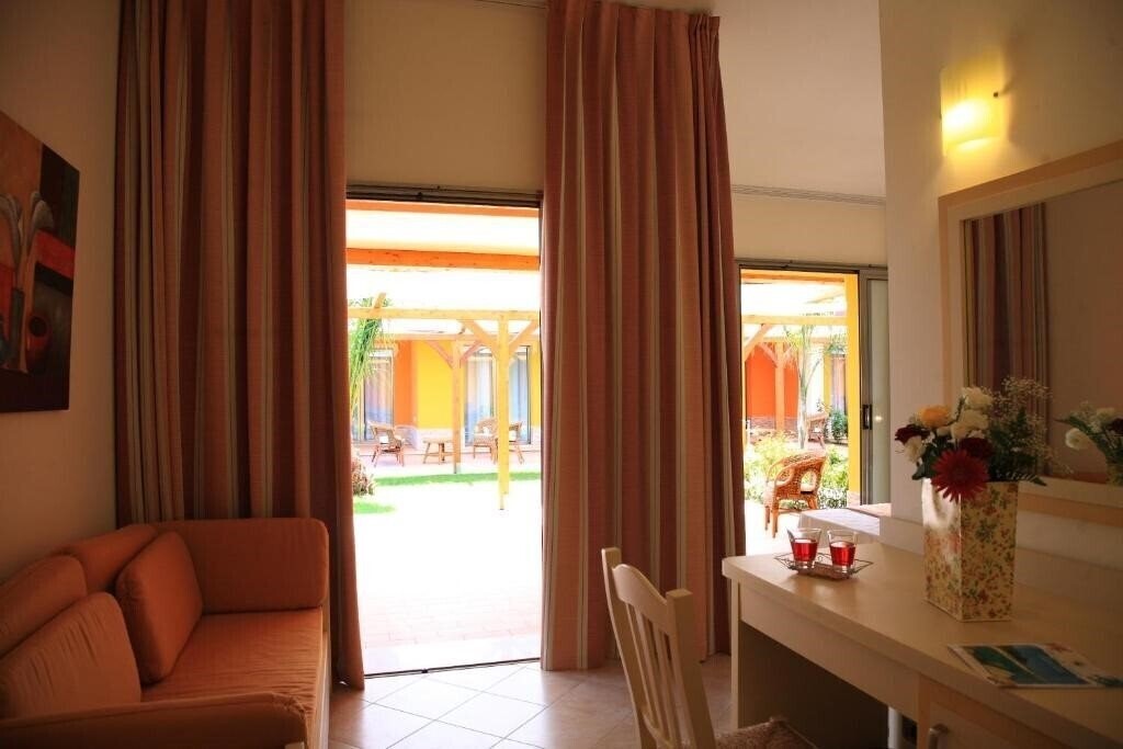 Фото Baia di Trainiti 3*