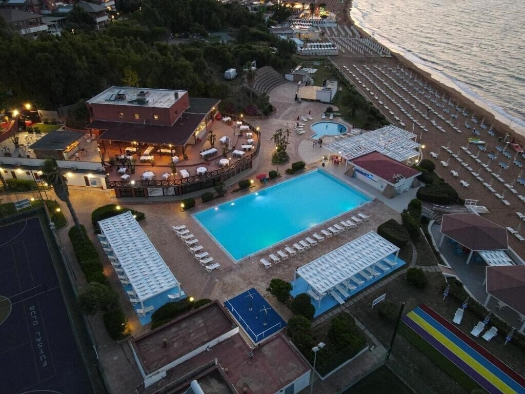 Готель Futura Club Casarossa 4*