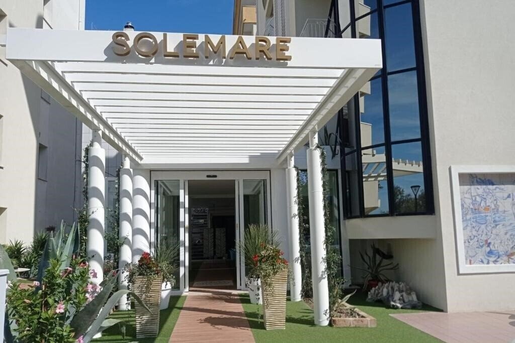 Отель Residence Sole Mare 4*