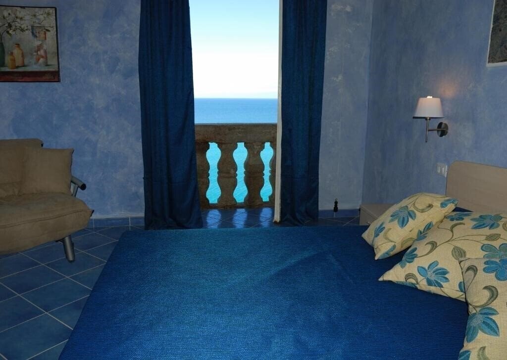 Готель Blu Tropea Maison 2*