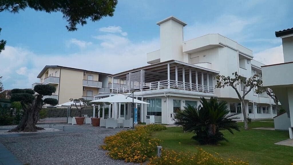 Отель Primavera Club Residence 4*