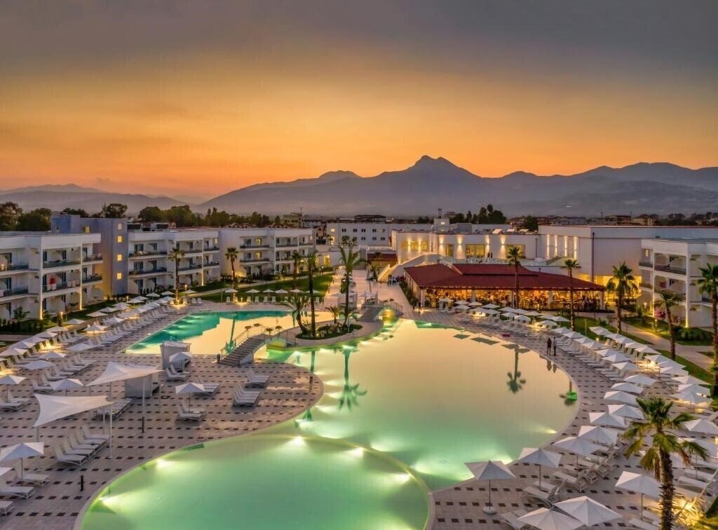 Готель Maritim Resort 5*