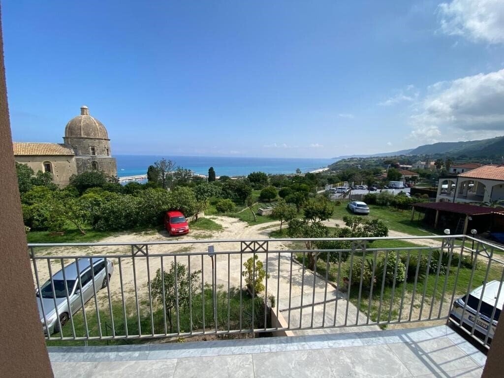 Изображение Aether Suites Tropea 4*