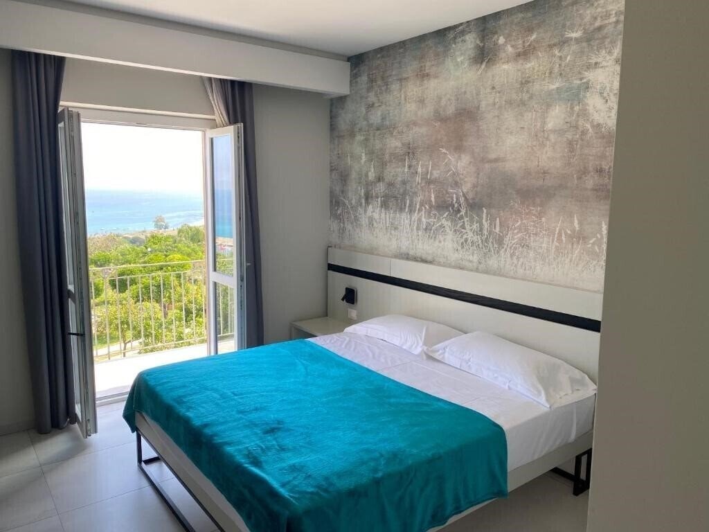 Картинка Aether Suites Tropea 4*