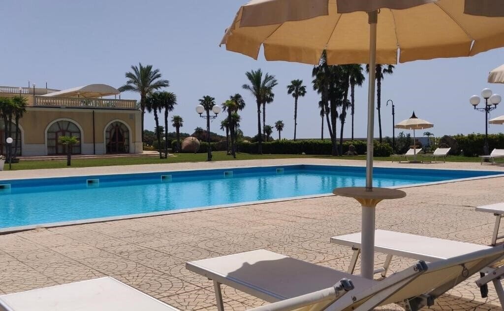 Отель Parco dei Principi Hotel Wedding & Events 5*