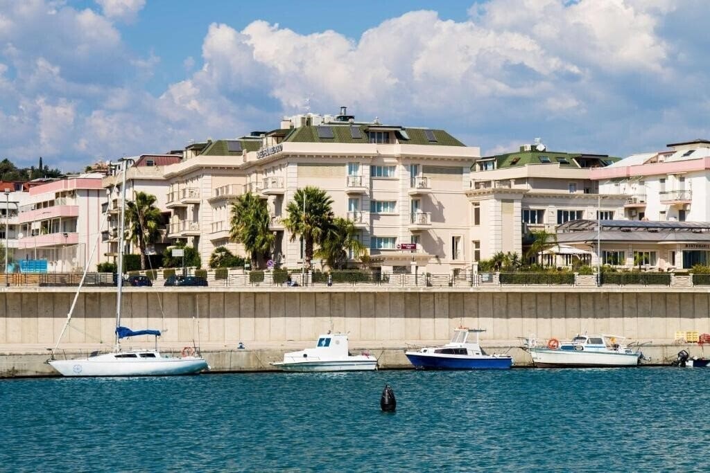 Фото Best Western Plus Perla Del Porto 4*