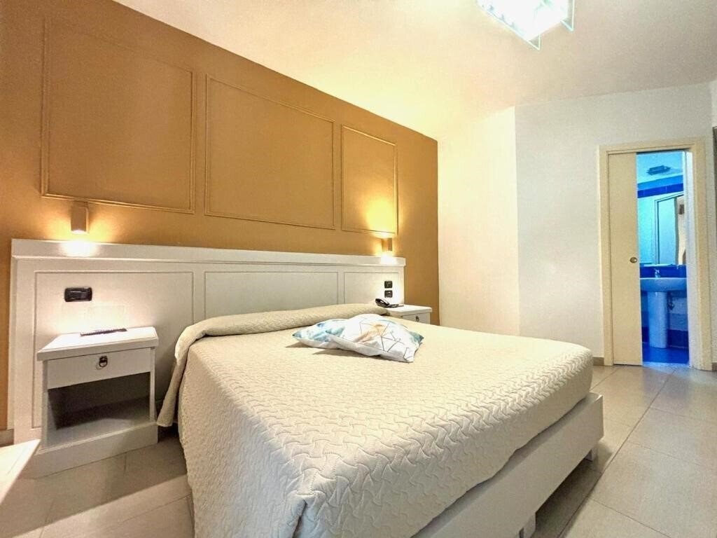Картинка Albanuova Hotel (Reggio Calabria) 4*