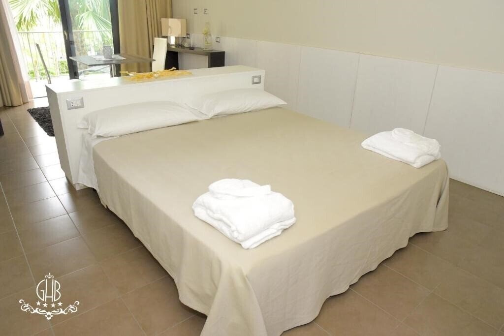 Фотография Grand Hotel Balestrieri (Torre Melissa) 4*