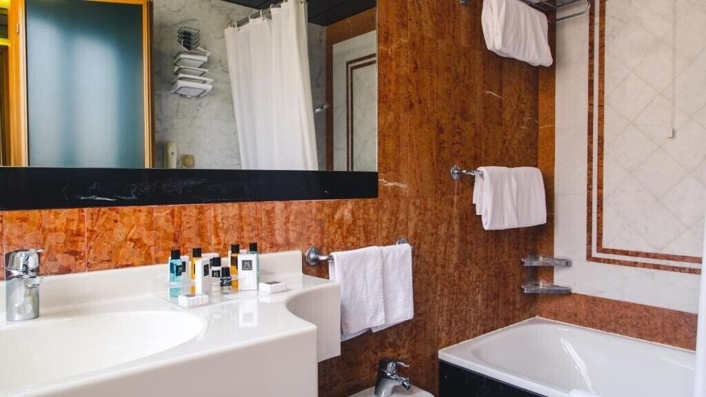 Фотографія Grand Hotel Excelsior (Reggio Calabria) 4*