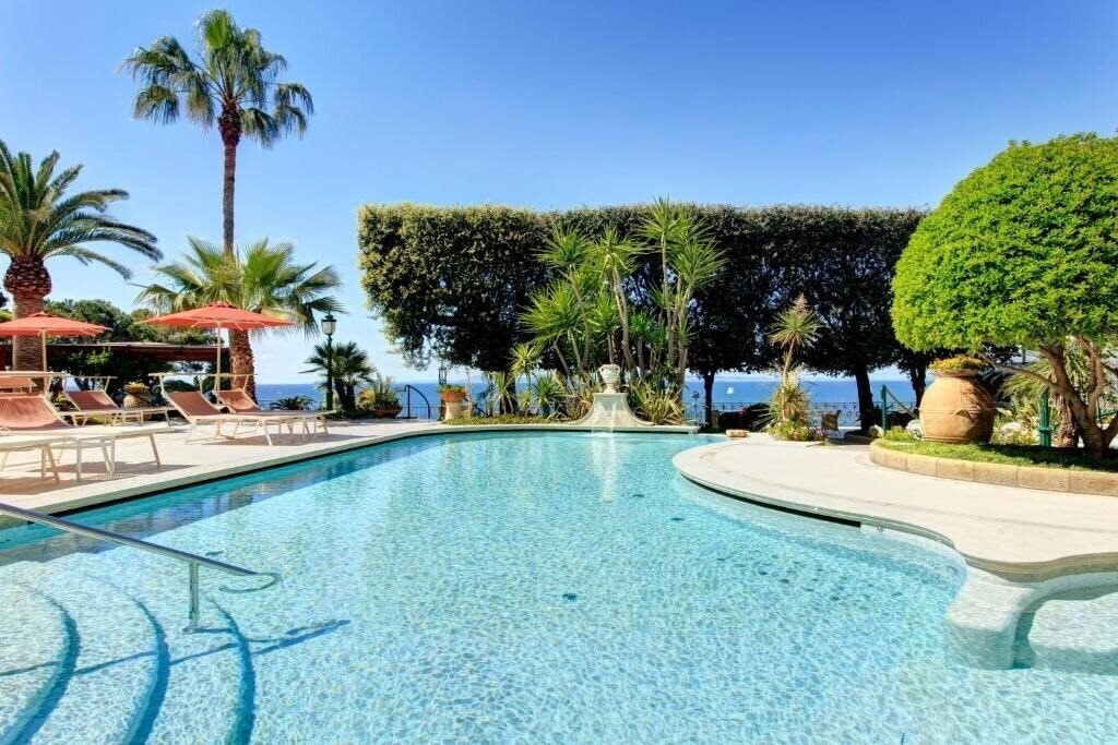 Готель Grand Hotel Ambasciatori 5*