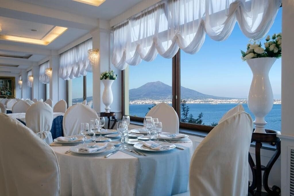 Готель Grand La Panoramica 4*