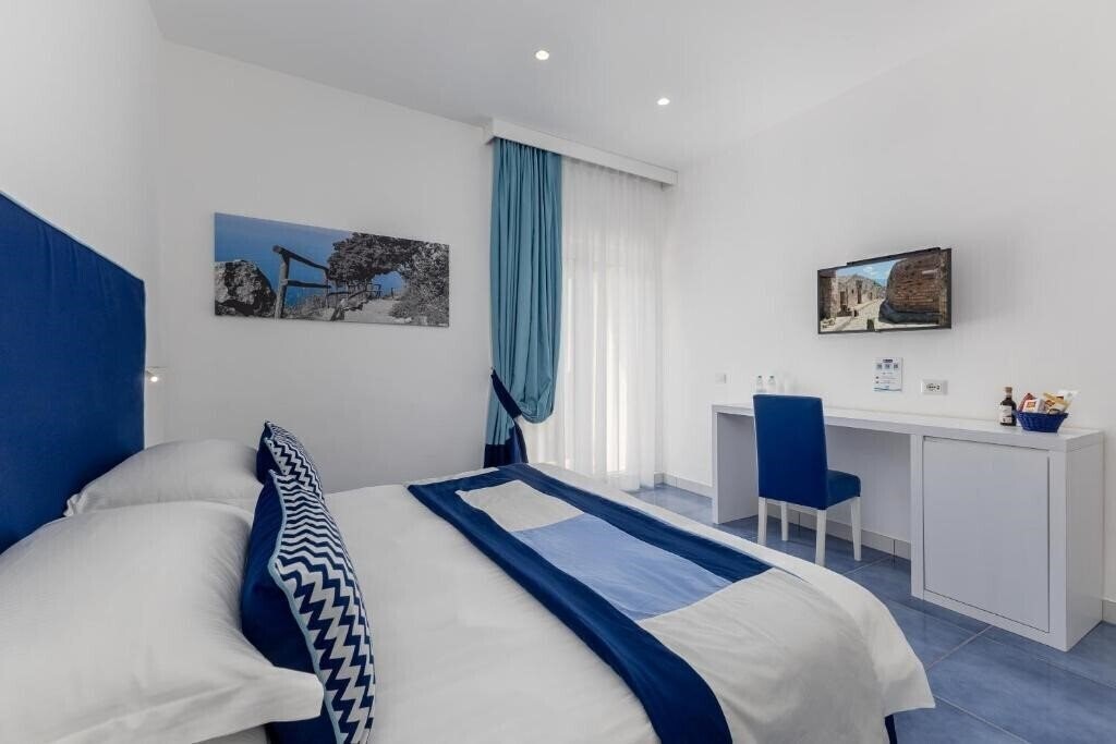 Фото Hotel Metropole 3*