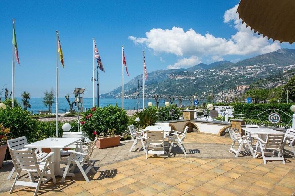 Картинка Pietra Di Luna (Maiori) 4*