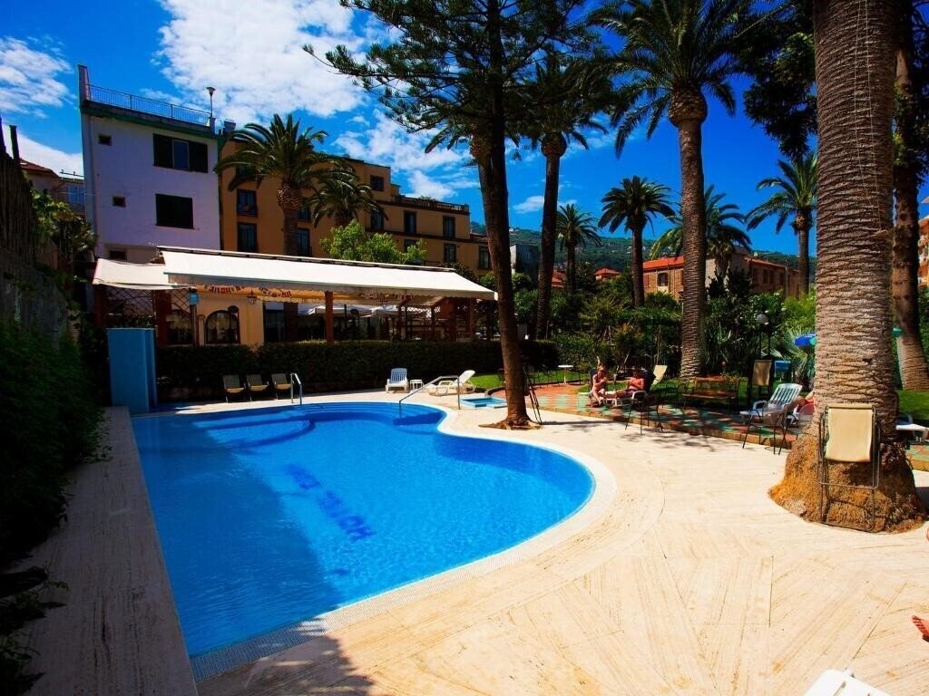 Отель Eden (Sorrento) 3*